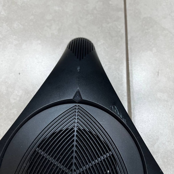 Polycom SoundStation 2W 1.9GHz DECT 6.0 Wireless Conference Phone 2201-67800-160 - Picture 4 of 9